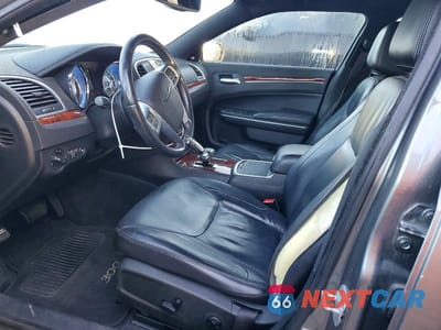 Zdjęcie 7 z 12 samochodu: 2012 CHRYSLER 300 LIMITED VIN:2C3CCACG7CH264372 - miniatura