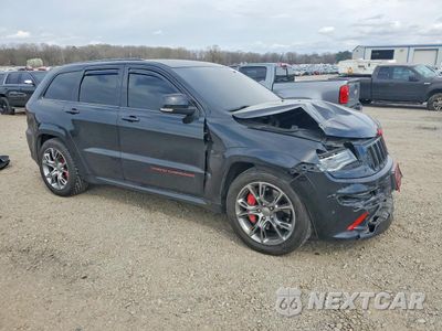 Czwarte zdjęcie samochodu z boku: 2015 JEEP GRAND CHEROKEE SRT-8 VIN:1C4RJFDJ4FC640942 - miniatura