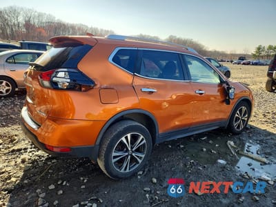 Trzecie zdjęcie samochodu z tyłu: 2019 NISSAN ROGUE SV VIN:JN8AT2MV6KW385422 - miniatura