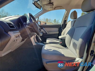 Zdjęcie 7 z 12 samochodu: 2016 SUBARU FORESTER 2.5I VIN:JF2SJABC7GH460580 - miniatura