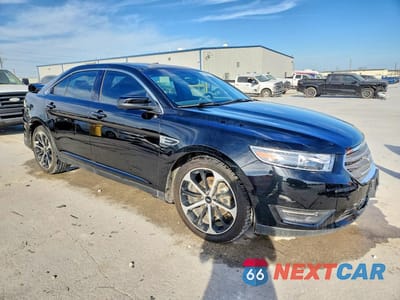 Czwarte zdjęcie samochodu z boku: 2016 FORD TAURUS SEL VIN:1FAHP2E84GG115667 - miniatura