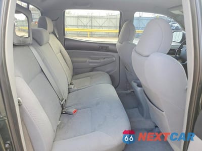 Zdjęcie 10 z 11 samochodu: 2011 TOYOTA TACOMA V6 VIN:3TMLU4EN7BM078319 - miniatura