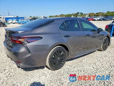 Trzecie zdjęcie samochodu z tyłu: 2024 TOYOTA CAMRY SE VIN:4T1T11AK9RU916712 - miniatura