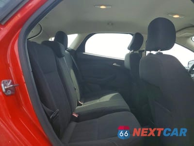 Zdjęcie 10 z 12 samochodu: 2016 FORD FOCUS SE VIN:1FADP3K24GL235173 - miniatura