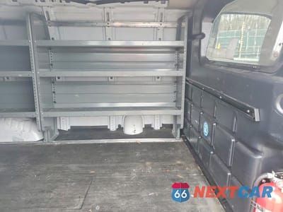 Zdjęcie 11 z 12 samochodu: 2022 CHEVROLET EXPRESS 2500 UTILITY / SERVICE VAN VIN:1GCWGAFP9N1168298 - miniatura