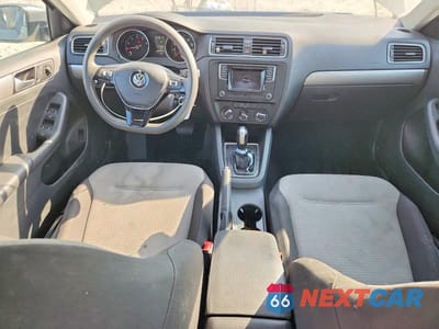 Zdjęcie 8 z 12 samochodu: 2018 VOLKSWAGEN JETTA S VIN:3VW2B7AJ1JM260387 - miniatura