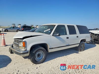 1999 CHEVROLET SUBURBAN C2500 3GNGC26R9XG250356 - główne zdjęcie licytacji z USA - miniatura