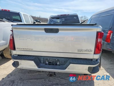 Zdjęcie 6 z 13 samochodu: 2022 CHEVROLET SILVERADO K3500 HIGH COUNTRY VIN:1GC4YVEY8NF270409 - miniatura