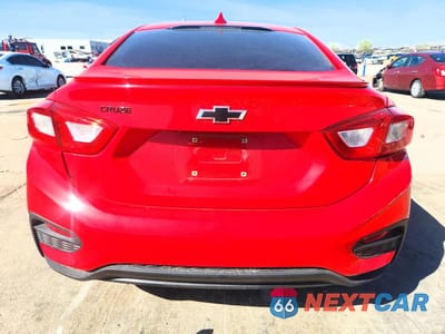 Zdjęcie 6 z 12 samochodu: 2018 CHEVROLET CRUZE LT VIN:1G1BE5SM3J7171382 - miniatura