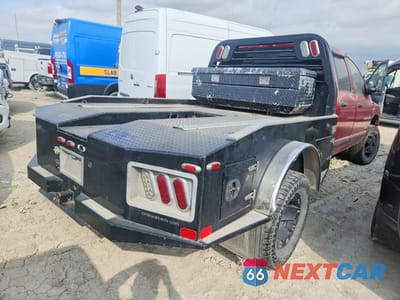 Trzecie zdjęcie samochodu z tyłu: 2006 DODGE RAM FLATBED TRUCK VIN:3D7MX48C16G235844 - miniatura