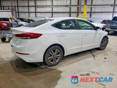 Trzecie zdjęcie samochodu z tyłu: 2018 HYUNDAI ELANTRA SEL VIN:5NPD84LF5JH301790 - miniatura