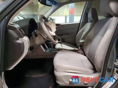 Zdjęcie 7 z 13 samochodu: 2011 SUBARU FORESTER 2.5X PREMIUM VIN:JF2SHBDC4BH724331 - miniatura
