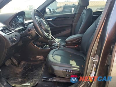 Zdjęcie 7 z 12 samochodu: 2016 BMW X1 XDRIVE28I VIN:WBXHT3C35G5E49095 - miniatura