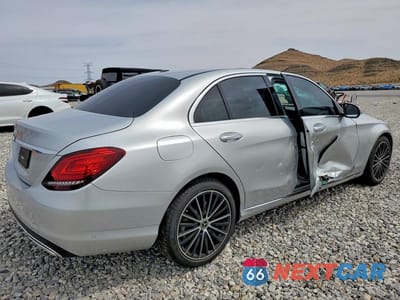 Trzecie zdjęcie samochodu z tyłu: 2021 MERCEDES-BENZ C 300 VIN:W1KWF8DB4MR651044 - miniatura