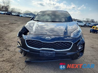 Piąte zdjęcie samochodu w środku: 2020 KIA SPORTAGE LX VIN:KNDPMCAC8L7654513 - miniatura