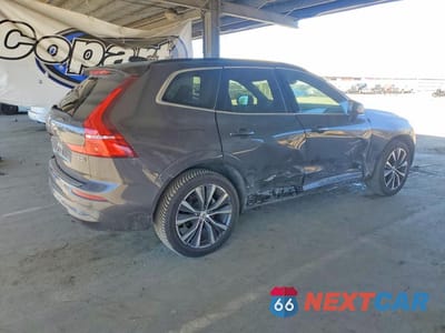 Trzecie zdjęcie samochodu z tyłu: 2022 VOLVO XC60 B5 MOMENTUM VIN:YV4L12RK3N1050500 - miniatura