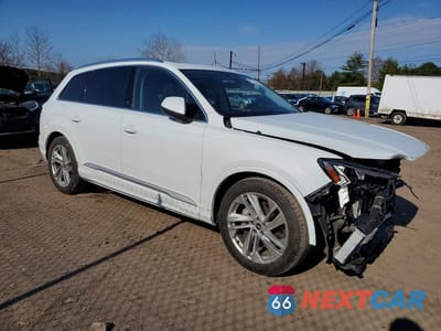 Czwarte zdjęcie samochodu z boku: 2021 AUDI Q7 PRESTIGE VIN:WA1VXAF71MD032699 - miniatura