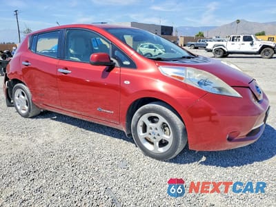 Czwarte zdjęcie samochodu z boku: 2011 NISSAN LEAF SV VIN:JN1AZ0CP4BT000557 - miniatura