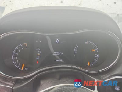 Zdjęcie 9 z 13 samochodu: 2019 JEEP GRAND CHEROKEE OVERLAND VIN:1C4RJFCG2KC621046 - miniatura