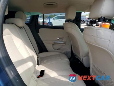 Zdjęcie 10 z 13 samochodu: 2021 MERCEDES-BENZ GLA 250 4MATIC VIN:W1N4N4HB1MJ208090 - miniatura