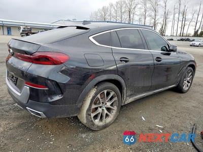 Trzecie zdjęcie samochodu z tyłu: 2021 BMW X6 XDRIVE40I VIN:5UXCY6C02M9D95614 - miniatura