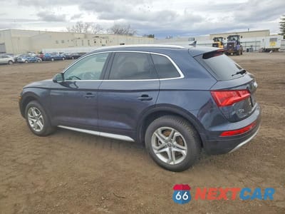 Drugie zdjęcie samochodu z przodu: 2019 AUDI Q5 PREMIUM VIN:WA1ANAFY8K2063597 - miniatura