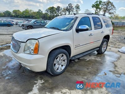 2013 GMC YUKON SLT 1GKS1CE08DR250883 - główne zdjęcie licytacji z USA - miniatura