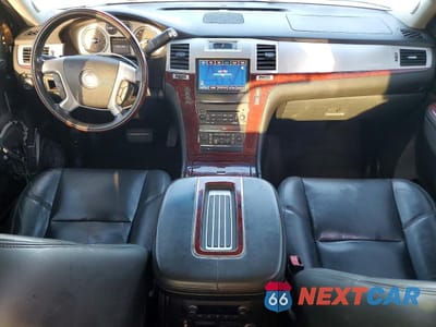 Zdjęcie 8 z 13 samochodu: 2013 CADILLAC ESCALADE EXT LUXURY VIN:3GYT4MEF6DG187035 - miniatura