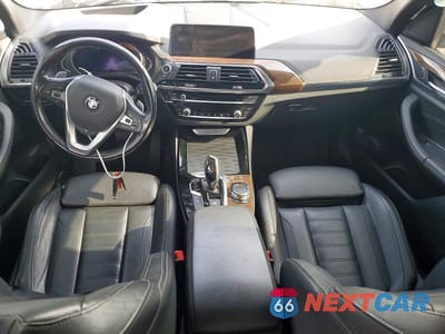 Zdjęcie 8 z 12 samochodu: 2019 BMW X3 XDRIVE30I VIN:5UXTR9C56KLP90547 - miniatura