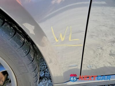 Zdjęcie 12 z 13 samochodu: 2005 PORSCHE BOXSTER VIN:WP0CA29875U712584 - miniatura