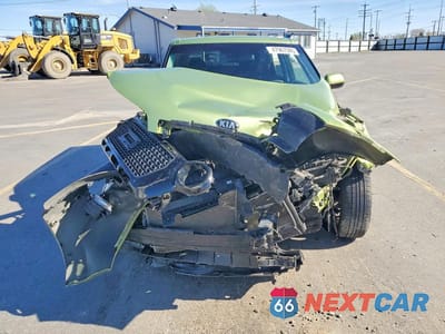 Piąte zdjęcie samochodu w środku: 2016 KIA SOUL + VIN:KNDJP3A52G7853092 - miniatura