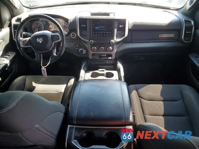 Zdjęcie 8 z 12 samochodu: 2019 RAM 1500 VIN:1C6RREFT1KN813839 - miniatura