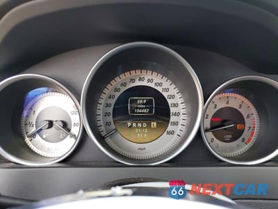 Zdjęcie 9 z 11 samochodu: 2012 MERCEDES-BENZ C 250 VIN:WDDGF4HB2CR191064 - miniatura