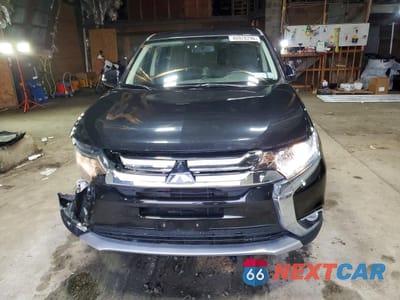 Piąte zdjęcie samochodu w środku: 2016 MITSUBISHI OUTLANDER SE VIN:JA4AZ3A31GZ010606 - miniatura