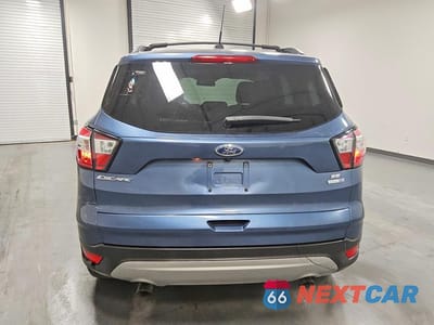 Zdjęcie 6 z 12 samochodu: 2018 FORD ESCAPE SE VIN:1FMCU9GD8JUC66340 - miniatura