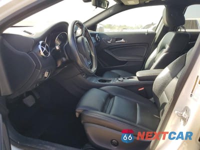 Zdjęcie 7 z 12 samochodu: 2018 MERCEDES-BENZ GLA 250 4MATIC VIN:WDCTG4GB2JJ409579 - miniatura