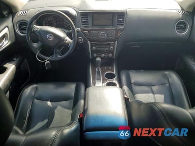 Zdjęcie 8 z 13 samochodu: 2016 NISSAN PATHFINDER SL VIN:5N1AR2MN4GC642592 - miniatura