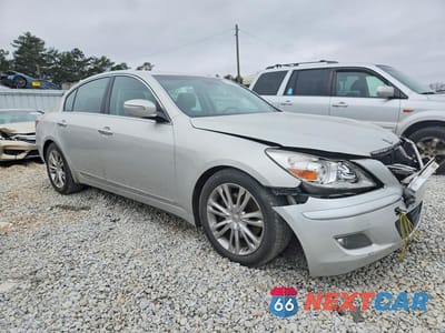 Czwarte zdjęcie samochodu z boku: 2011 HYUNDAI GENESIS 4.6L V8 VIN:KMHGC4DFXBU128636 - miniatura