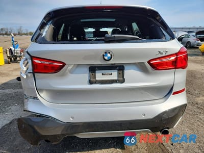 Zdjęcie 6 z 11 samochodu: 2017 BMW X1 XDRIVE28I VIN:WBXHT3C30H5F86074 - miniatura