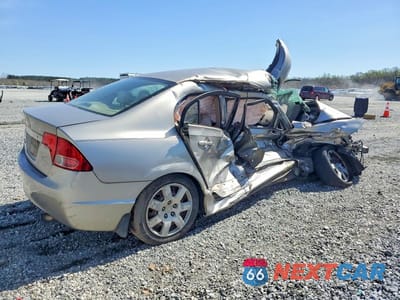 Trzecie zdjęcie samochodu z tyłu: 2006 HONDA CIVIC LX VIN:1HGFA165X6L035380 - miniatura