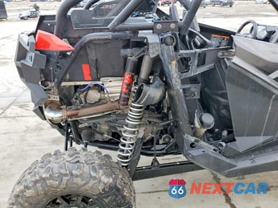 Zdjęcie 9 z 10 samochodu: 2024 POLARIS RZR UTILITY VEHICLE VIN:3NSRAD927RG066620 - miniatura