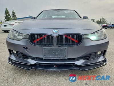 Piąte zdjęcie samochodu w środku: 2013 BMW 328 I VIN:WBA3A5C59DF352802 - miniatura