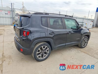 Trzecie zdjęcie samochodu z tyłu: 2017 JEEP RENEGADE LATITUDE VIN:ZACCJABB5HPF88630 - miniatura