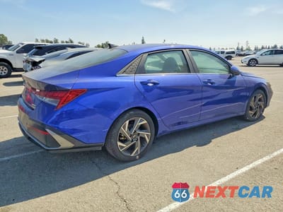 Trzecie zdjęcie samochodu z tyłu: 2024 HYUNDAI ELANTRA LIMITED VIN:KMHLP4DG4RU636655 - miniatura