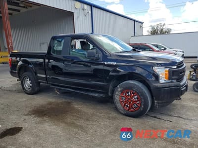 Czwarte zdjęcie samochodu z boku: 2019 FORD F150 SUPER CAB VIN:1FTFX1E48KKC58720 - miniatura