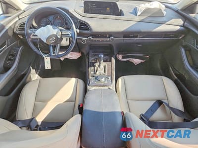 Zdjęcie 8 z 13 samochodu: 2022 MAZDA CX-30 PREFERRED VIN:3MVDMBCL2NM424550 - miniatura
