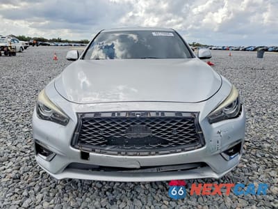 Piąte zdjęcie samochodu w środku: 2018 INFINITI Q50 3.0T LUXE VIN:JN1EV7AP0JM350589 - miniatura