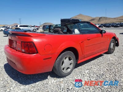 Trzecie zdjęcie samochodu z tyłu: 2000 FORD MUSTANG VIN:1FAFP4444YF210822 - miniatura