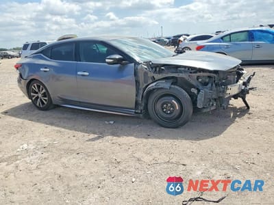 Czwarte zdjęcie samochodu z boku: 2017 NISSAN MAXIMA 3.5 SV VIN:1N4AA6AP4HC409814 - miniatura