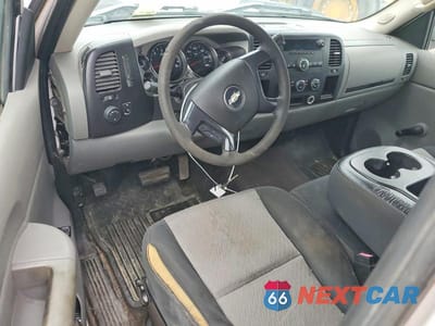 Zdjęcie 8 z 12 samochodu: 2007 CHEVROLET SILVERADO LT FLATBED TRUCK VIN:1GCHC29K77E535723 - miniatura